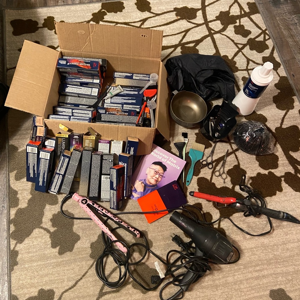 Hairdressing stuff